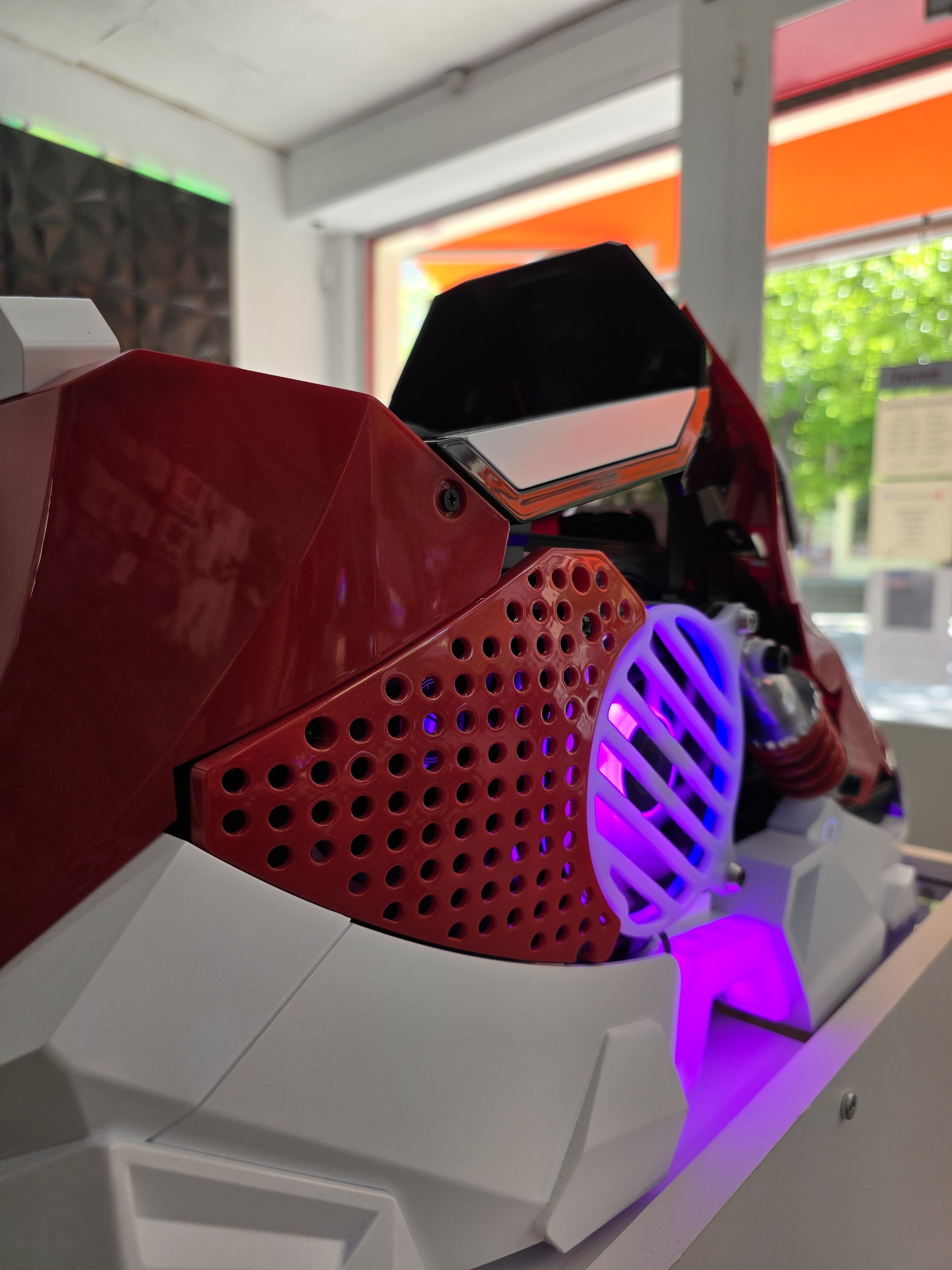 PC GAMING ATYPIQUE - Ryzen 7 9800X3D / RTX 5070 Ti