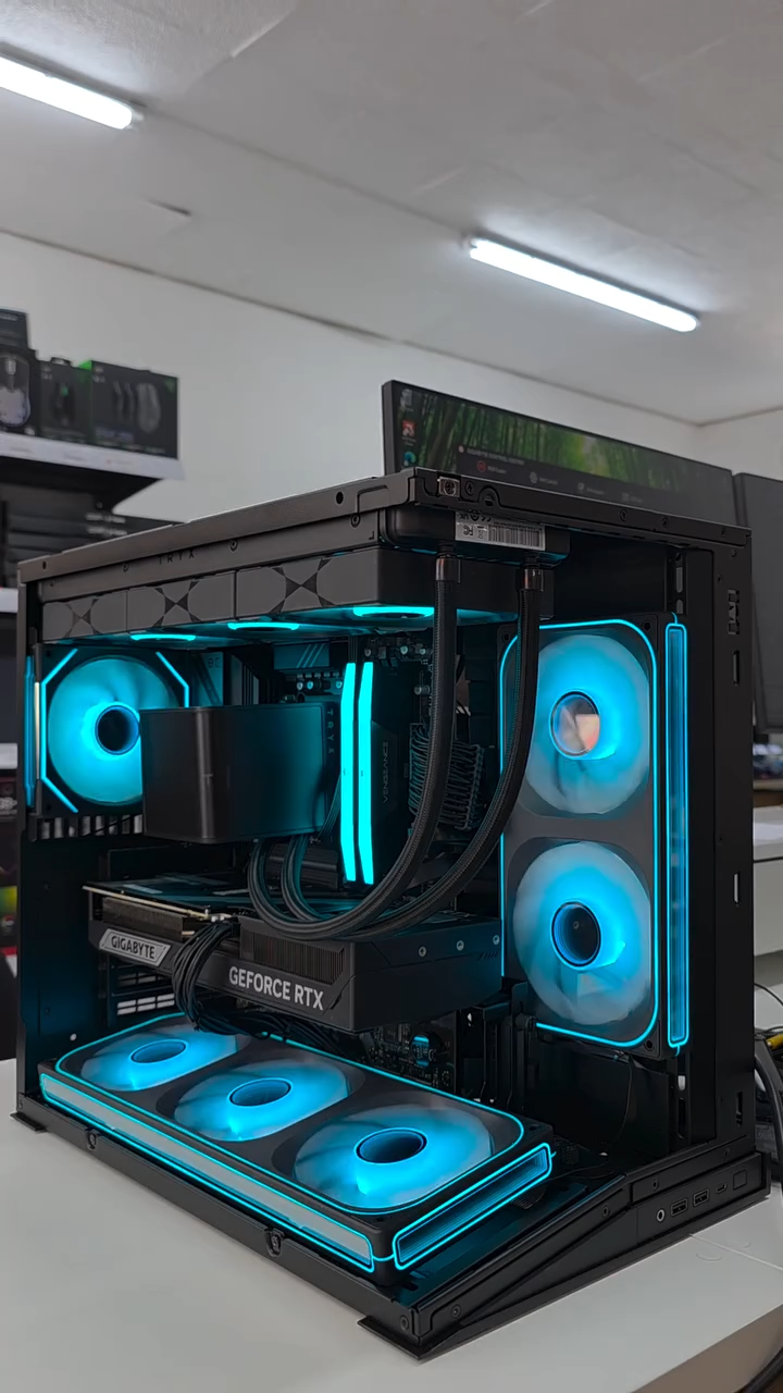 Lian-Li O11 Dynamic Mini V2